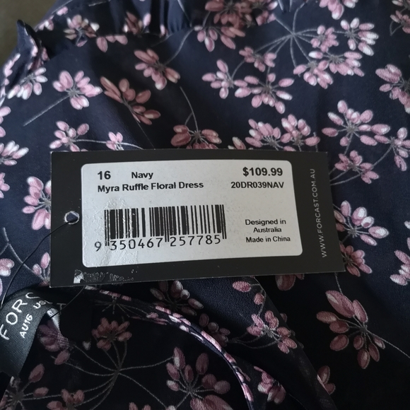 NWT Forcast floral dress - Picture 7 of 7